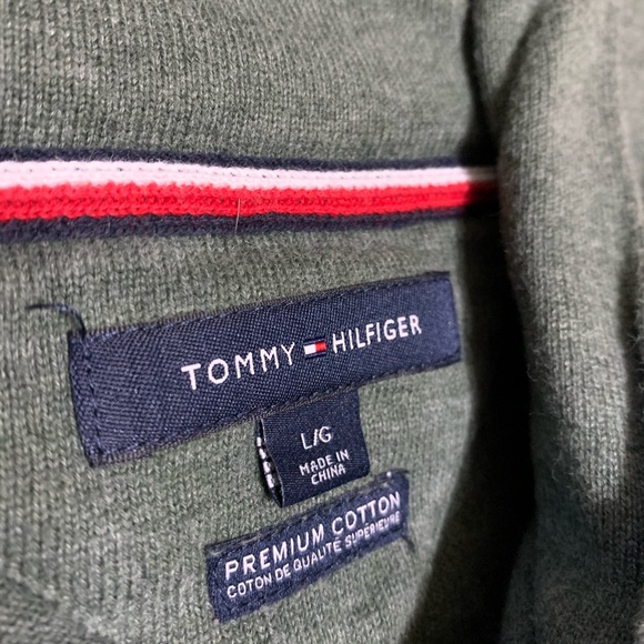 Men’s Tommy Hilfiger Sweater - Picture 2 of 2